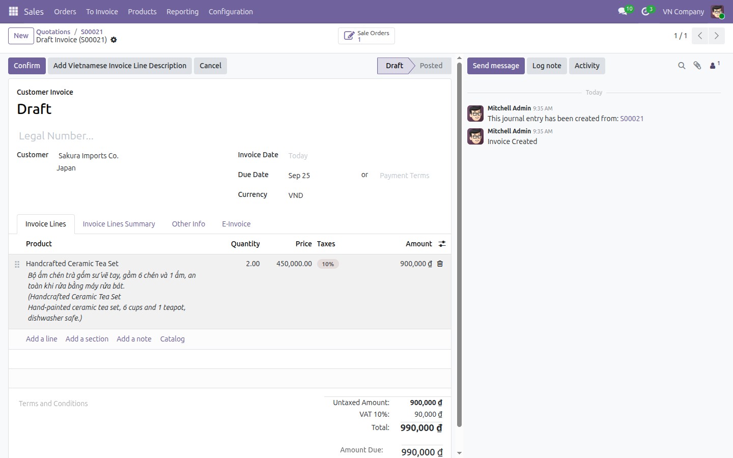 Invoice line automatically filled with the Vietnamese description